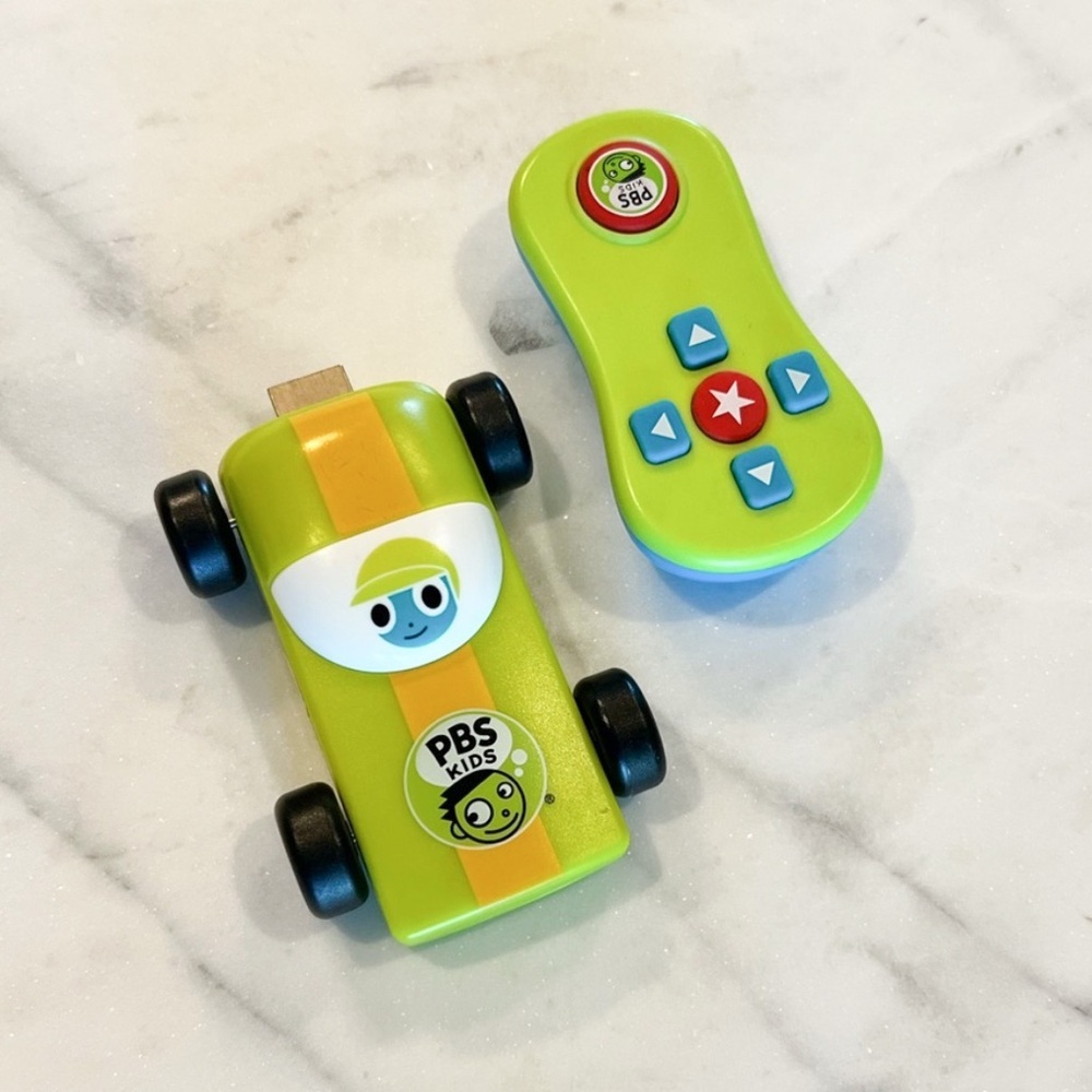 PBS Kids HDMI Streaming device. PBS tv shows and games.